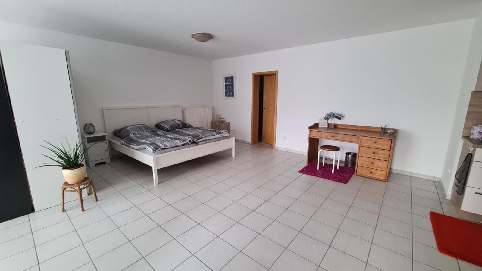 Ruhige Ferienwohnung Am Rande Des Nordschwarzwalds Straubenhardt Esterno foto